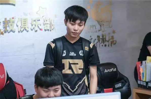 中前场的连 中前场的连