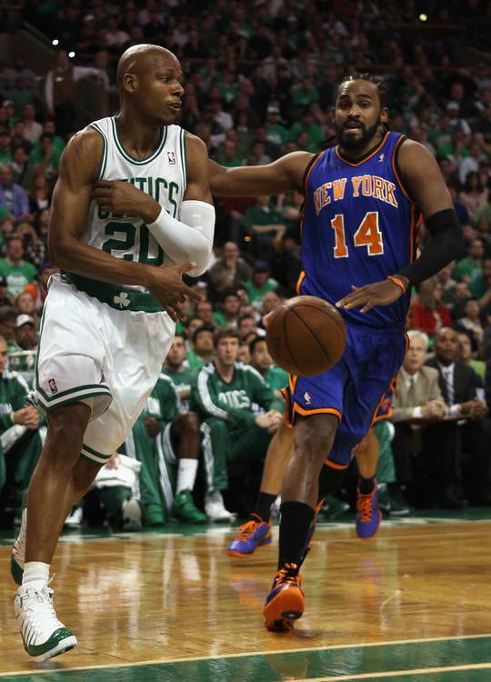 与球员之间 与球员之间