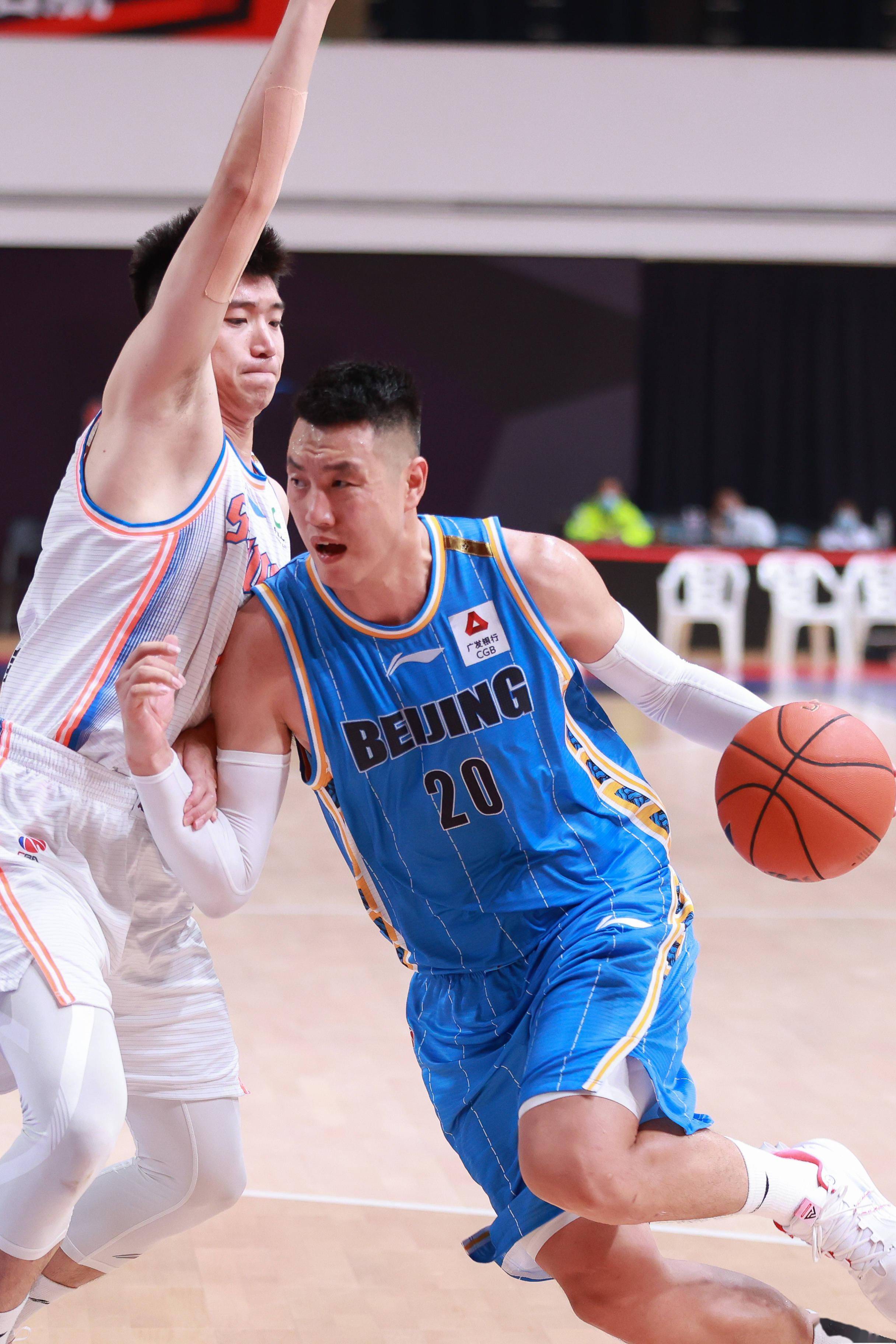 这位备受关 这位备受关