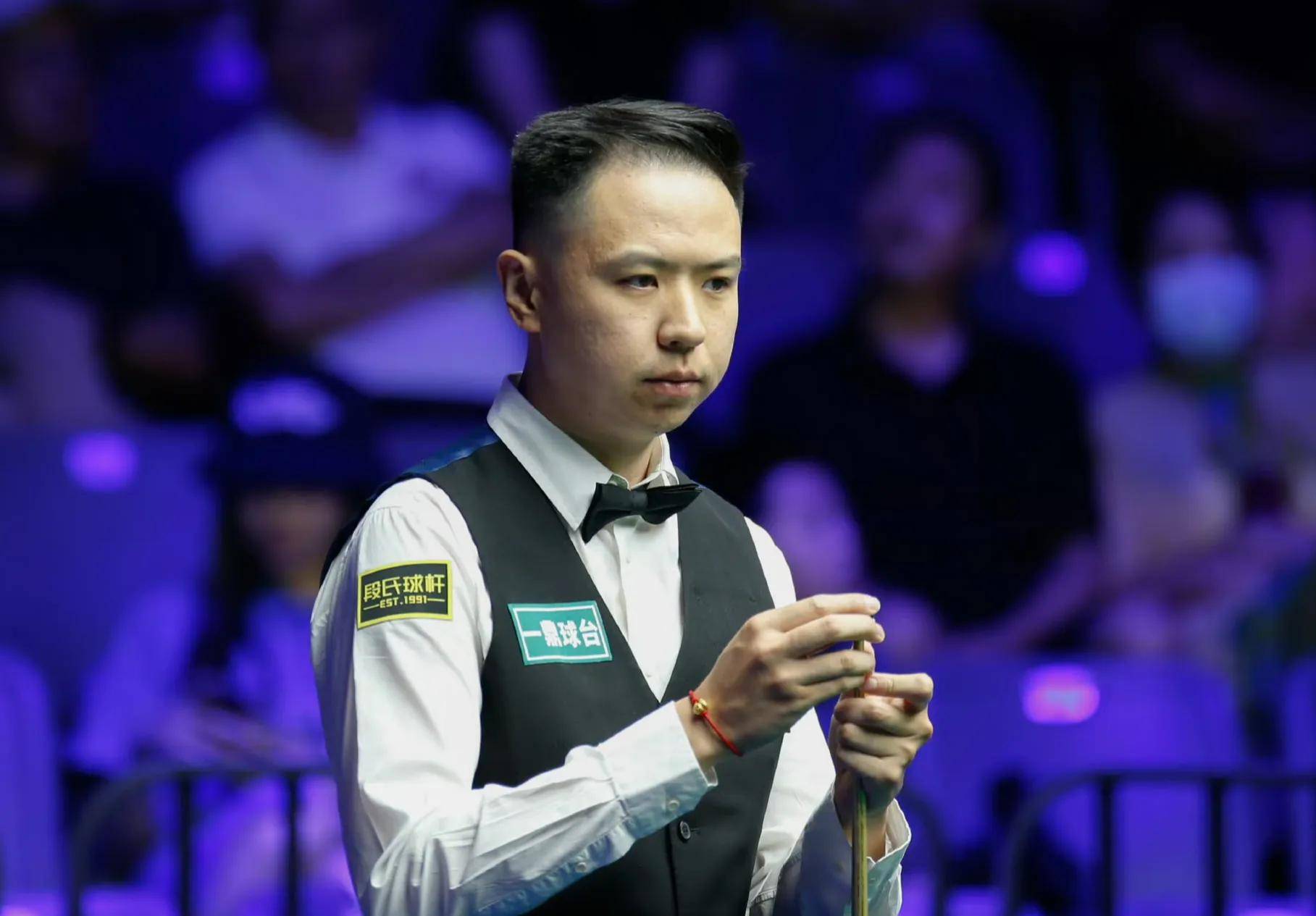 人数劣势迫 人数劣势迫